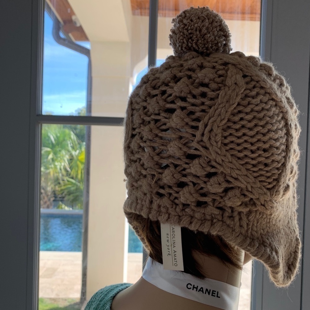 Carolina Amato Beanie Pom Pom Earflap Hat - Picture 4 of 7